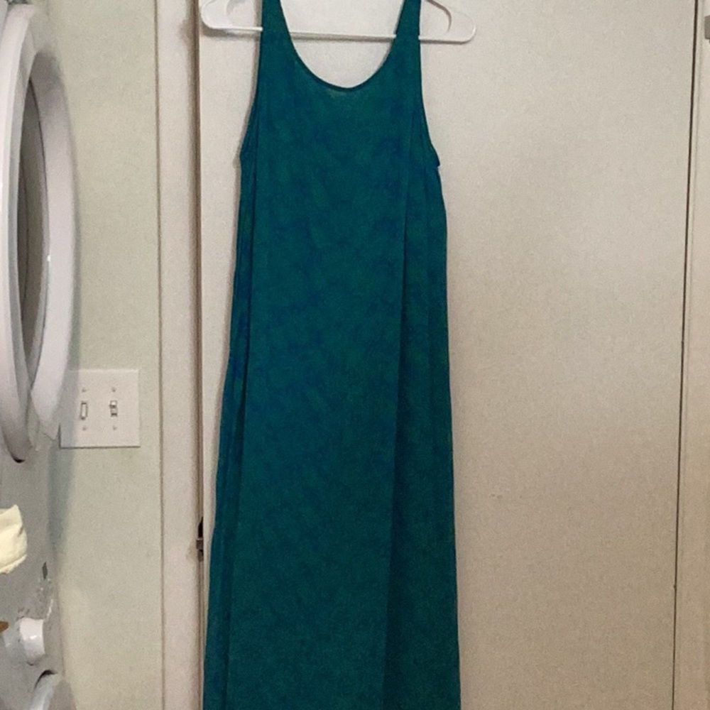 Kar-A-Van sleeveless sundress, medium, blue/green, 100% rayon.